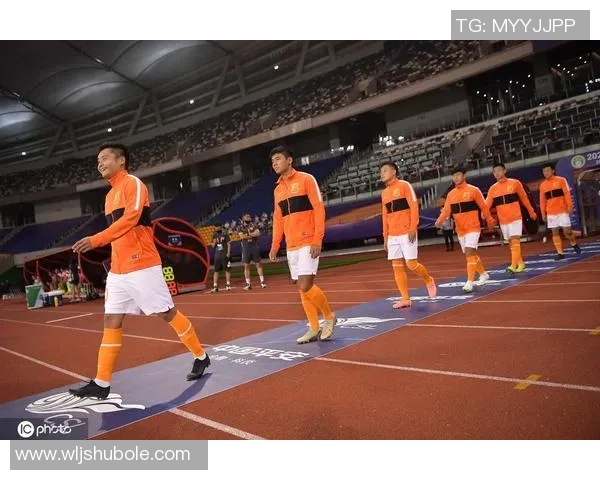 武汉滑板队与上海滑板队赛后复盘力量对比与战术分析 武汉滑板队与上海滑板队赛后复盘力量对比与战术分析